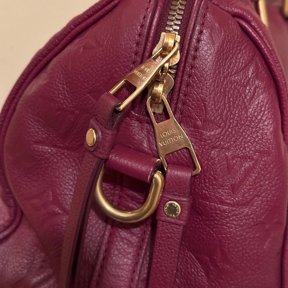 Louis Vuitton Empreinte Leather Speedy Bandouliere 25 in Aurore - Picture 7 of 17